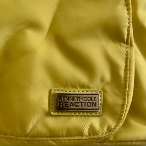 Kenneth Cole Reaction: Purse - Picture 2 of 11